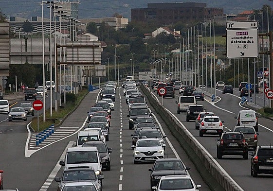 El parque automovilístico vasco tiene 14,9 años de media.