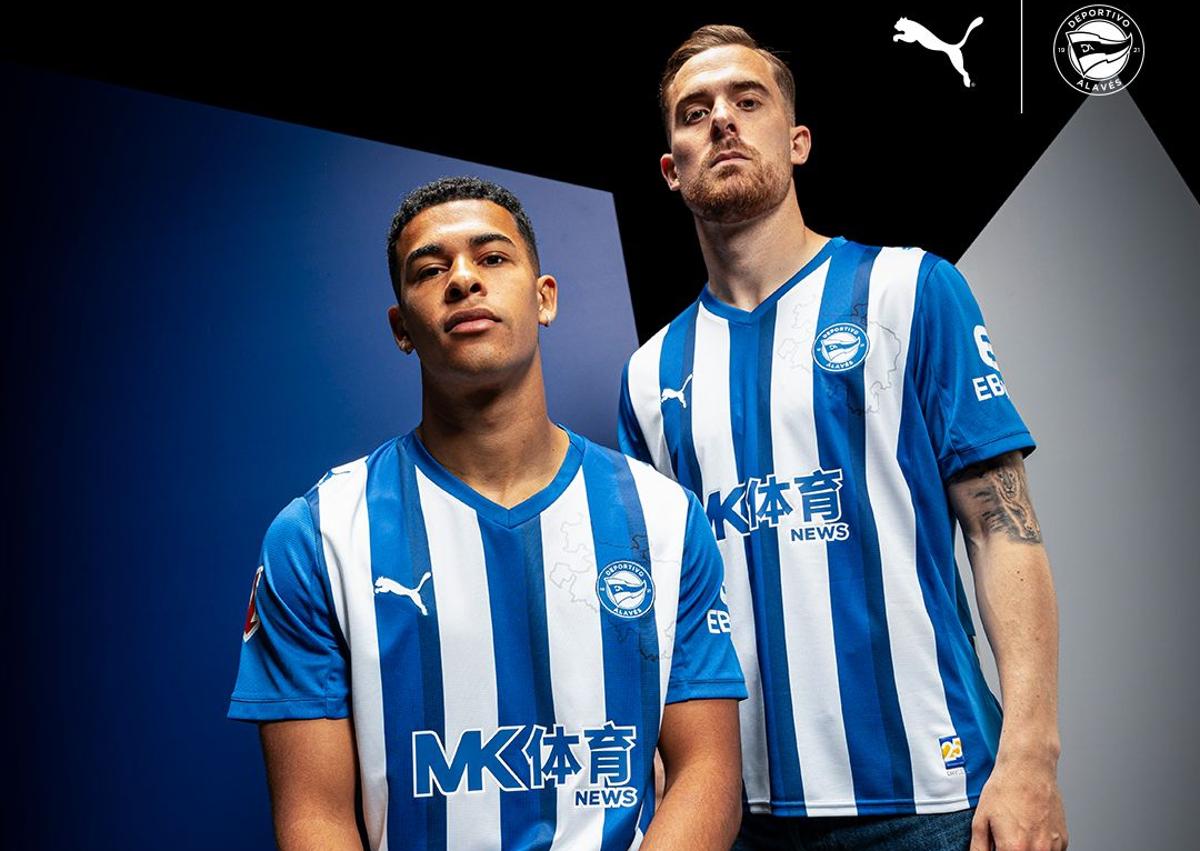 Imagen secundaria 1 - Las nuevas camisetas del Alavés, con guiños a Álava, al himno y a la final de Dortmund