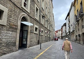 El centro de salud del Casco Viejo es uno de los que soporta altas temperaturas durante los días más calurosos.