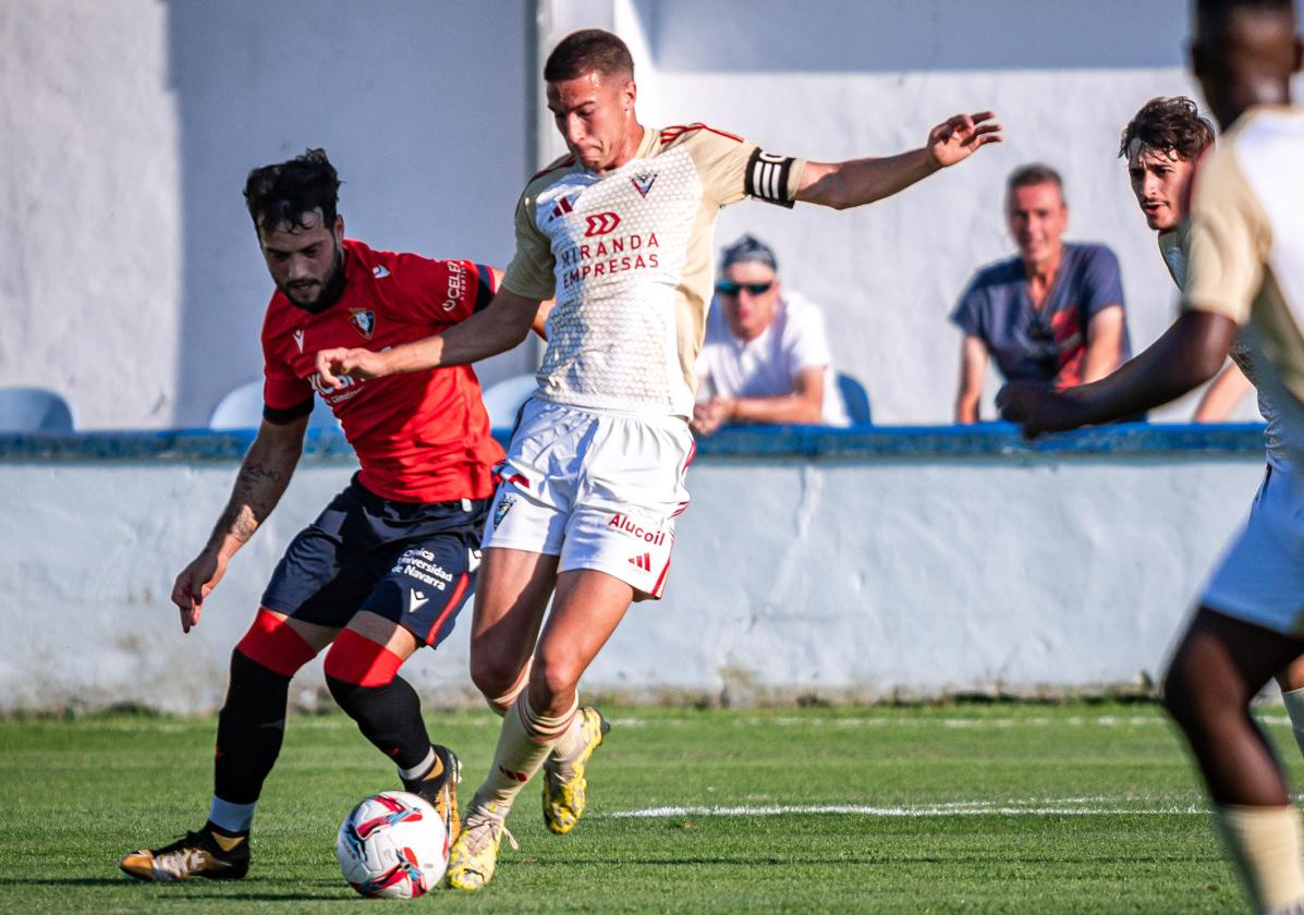 Tomeo, en el anterior Osasuna-Mirandes de pretemporada.
