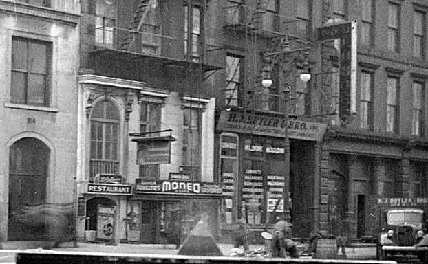 Casa Moneo (218 de la calle 14 Oeste) en 1939 - New York City Municipal Archives