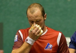 Elordi se lamenta de un tanto fallado.