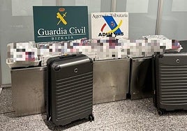 Intervienen otros 1.920 paquetes de tabaco sin declarar en el aeropuerto de Loiu