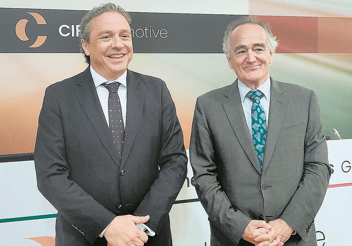 Jesús María Herrera y Antón Pradera, consejero delegado y presidente de CIE Automotive, respectivamente.