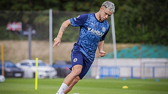 Conechy no entrena mientras el Alavés avanza en su salida