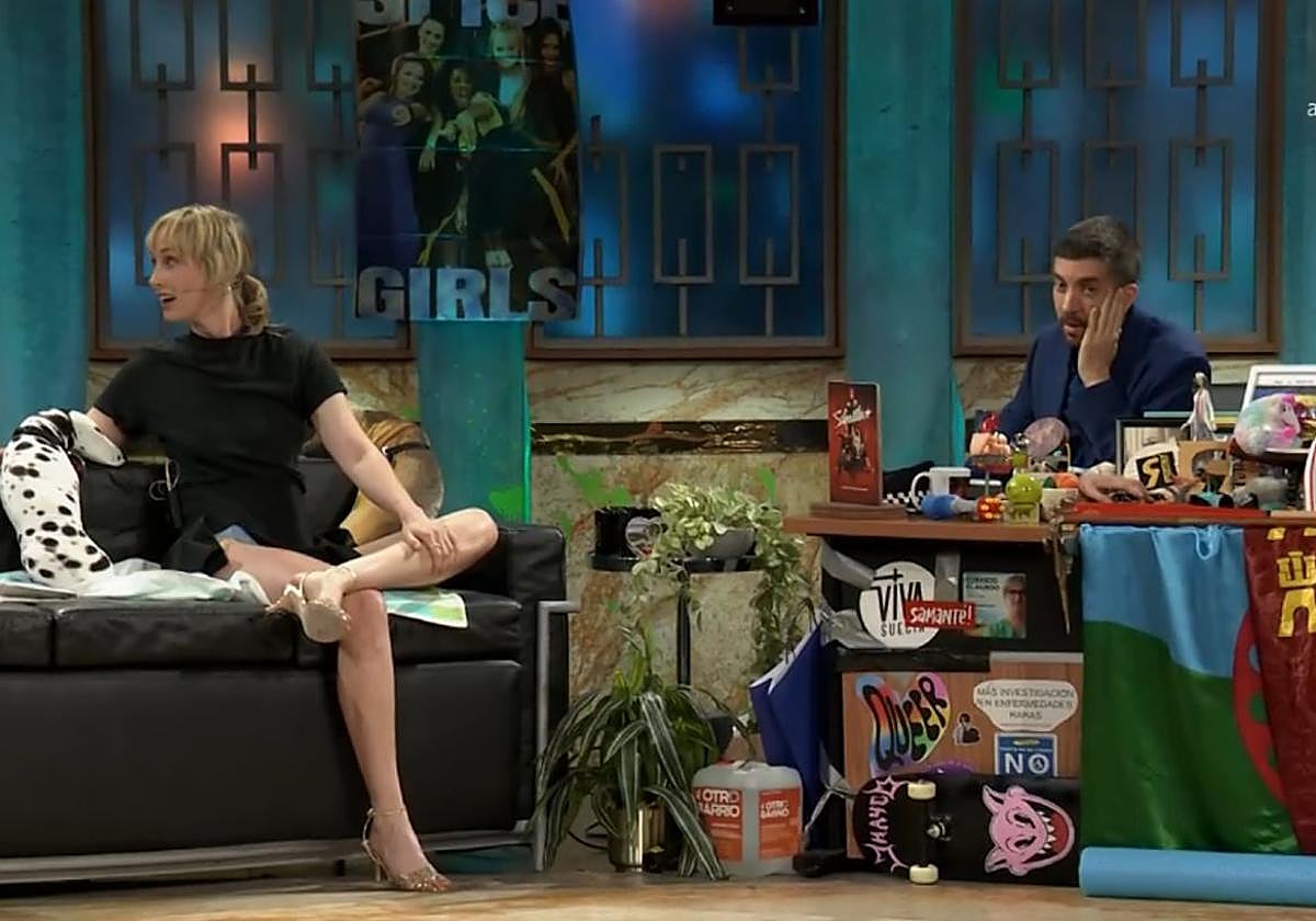 Caos en 'La Revuelta': se equivocan de día, no tienen público, dan paso mal al Grand Prix...