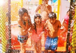 El parque acuático a dos horas de Bilbao para disfrutar del verano en familia: «Es un planazo»