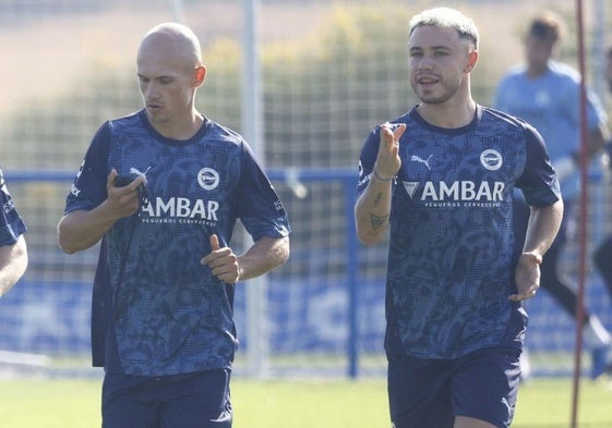 Conechny corre junto a Guridi en el primer entrenamiento de la temporada.