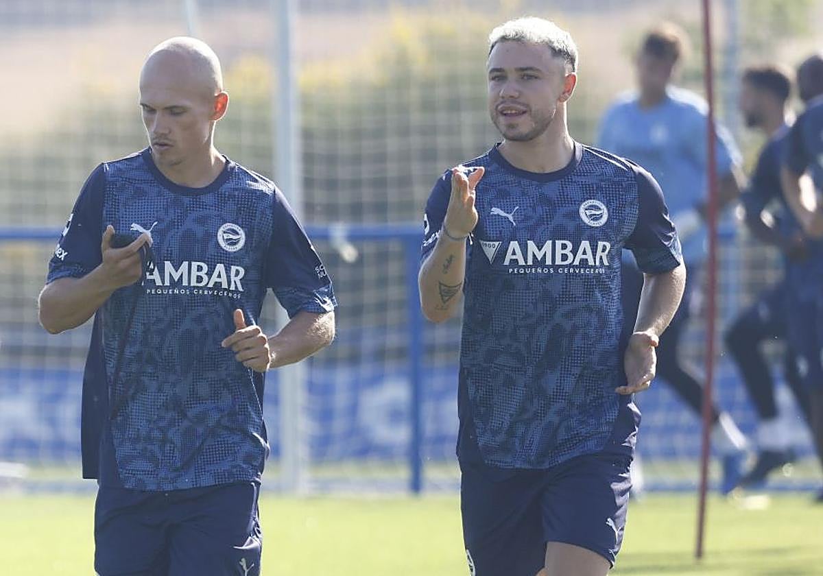 Conechny corre junto a Guridi en el primer entrenamiento de la temporada.