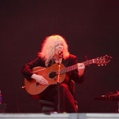 Jessica Pratt logra el milagro del público silencioso