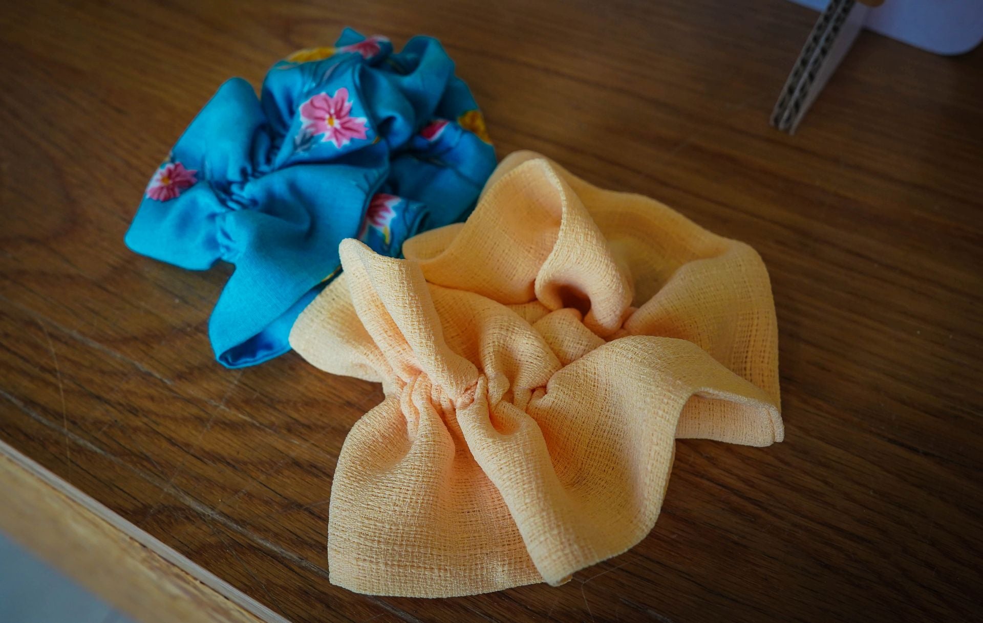 La tienda diferente de Sestao donde compras a granel, aprendes a pintar y Amaia te restaura un mueble