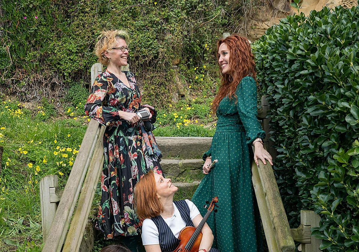 Folk Rippers actuará el viernes 18 en Sabino Arana etorbidea.