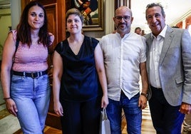 Amaia Ruiz de Escudero, Virginia Vivancos, Xabier López de Santiago y Jon Urresti.