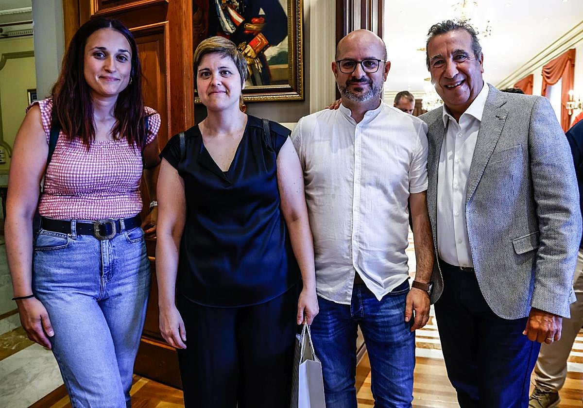 Amaia Ruiz de Escudero, Virginia Vivancos, Xabier López de Santiago y Jon Urresti.