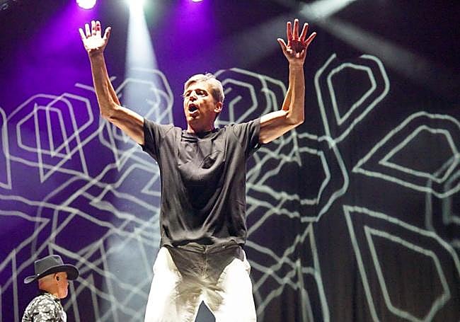 Javier Ojeda, de Danza Invisible, el más dinámico.