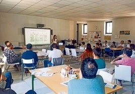 Vecinos y agentes locales quieren generar energía renovable y contribuir a mejorar el medio ambiente.