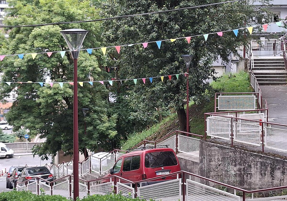 Las nuevas luminarias ofrecen mayor cantidad de luz en la calle y producen menor contaminación lumínica.