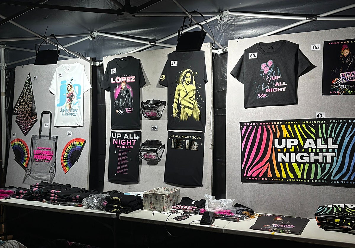 Camisetas por 80 euros, toallas a 40... así es el merchandising que Jennifer López trae a Bilbao