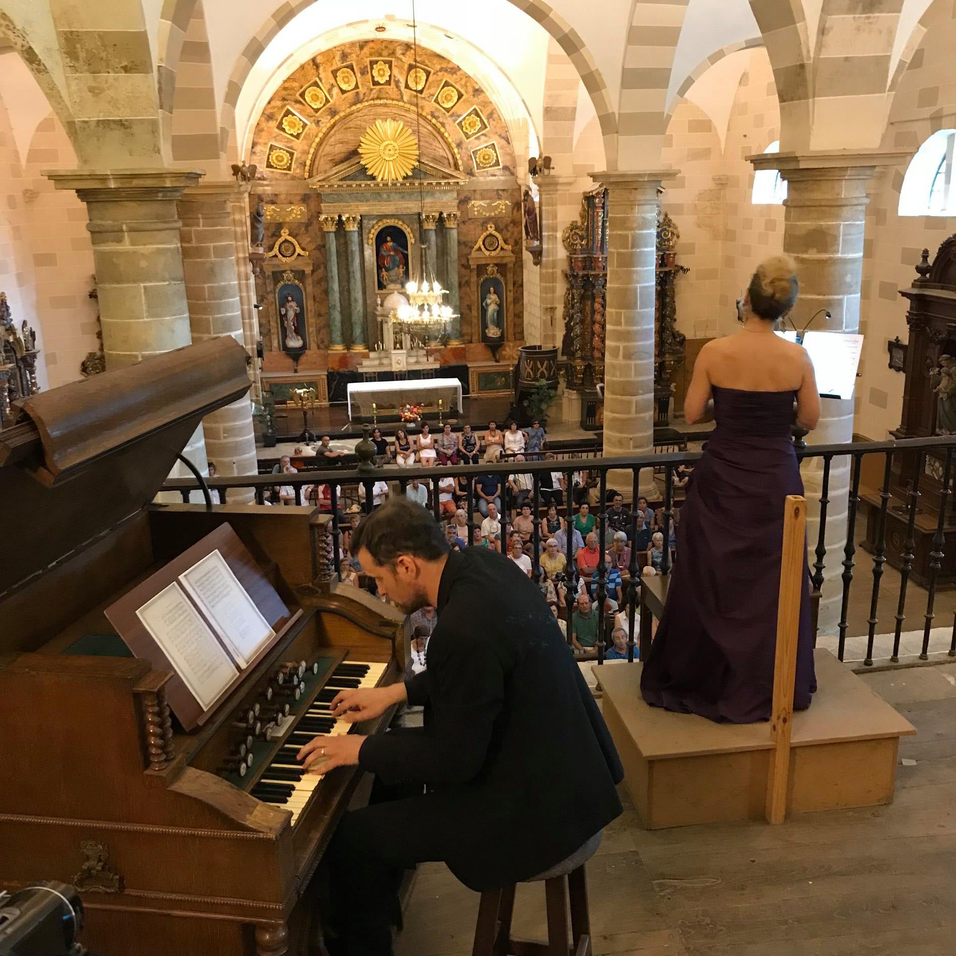 Un recital de una edición anterior del ciclo musical de órganos de Urdaibai.