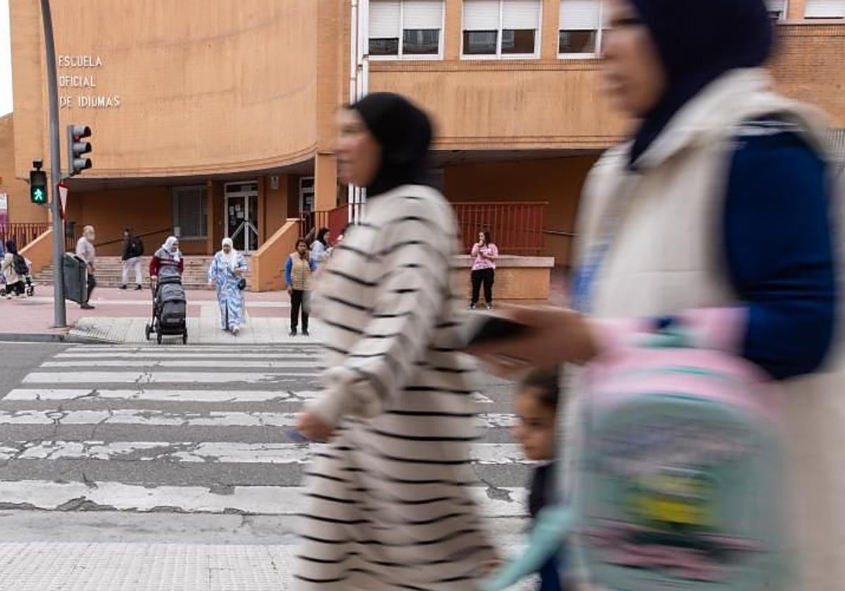 Mujeres musulmanas caminando
