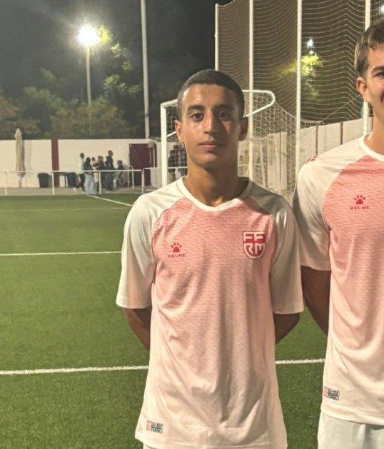 Muere Jawad El Allam, joven futbolista del Lorca Deportiva, tras saltar al agua desde las rocas en una playa de Almería