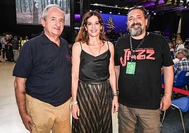 Mikel Añua, Maider Etxebarria e Íñigo Zárate