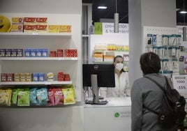 Las farmacias de Bizkaia se convierten en «aliadas» para detectar a personas vulnerables