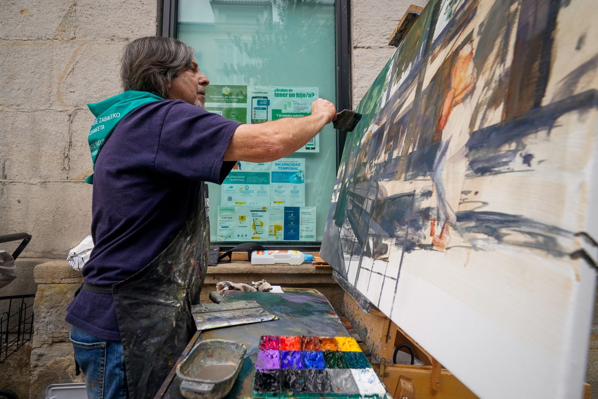 La pintura toma las calles de Vitoria