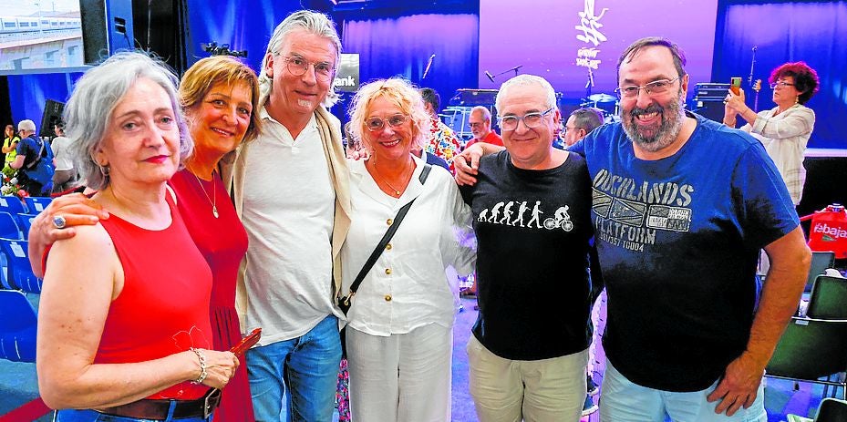 Teresa Ganzábal, Maite Sarabia, Edwing Bohlmann, Anke Garrstens, Manolo Jiménez y Andoni Íñigo.