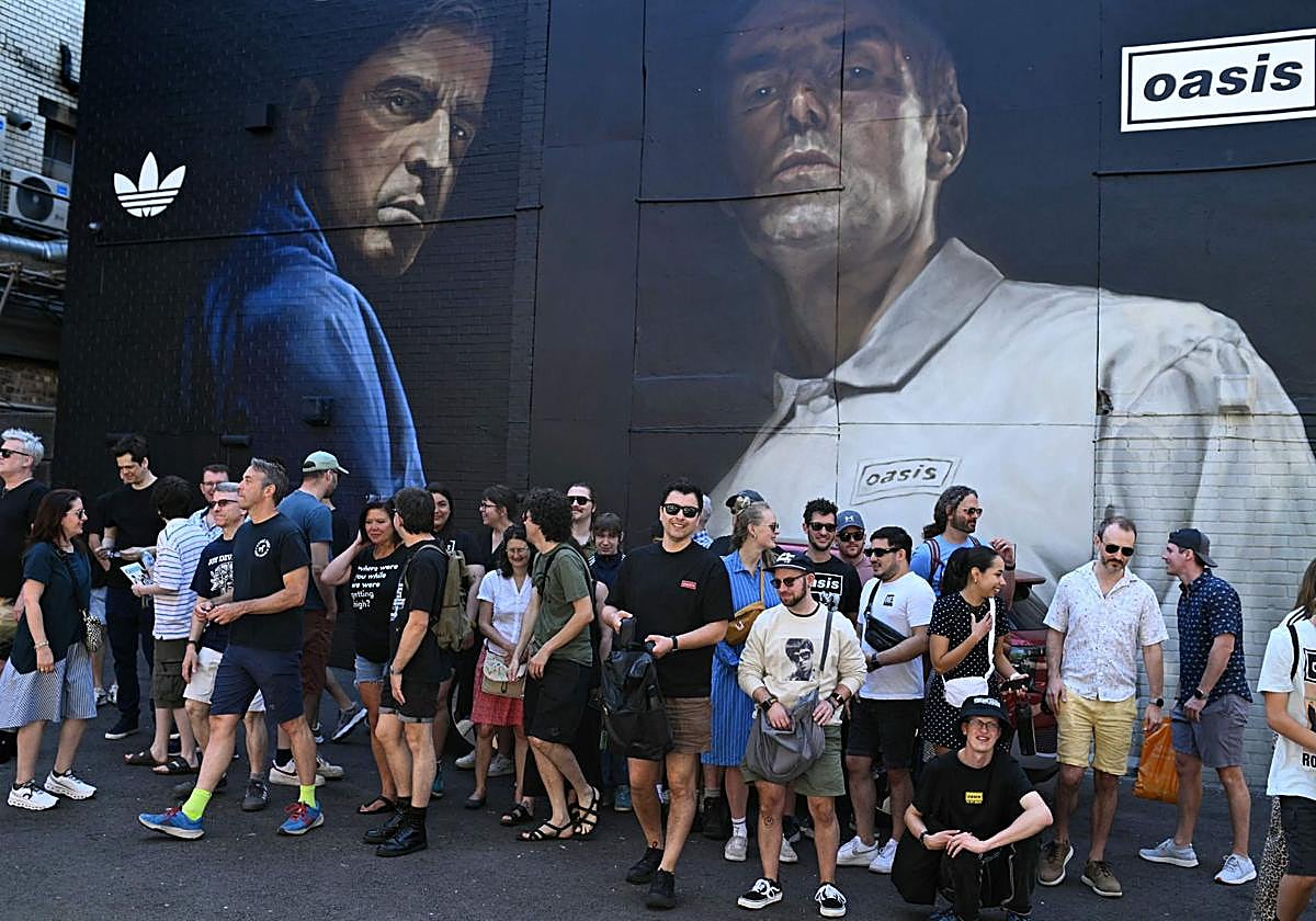 Oasis taldearen murala, Manchesterren.