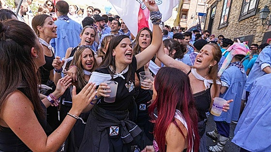 Todos los actos del Día del Blusa y la Neska en Vitoria