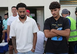 Calebe, nuevo jugador albiazul, junto a Yusi en Laguardia.