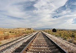 Transportes licitará por 32,55 millones la reforma de la vía del tren entre Vitoria y Araia