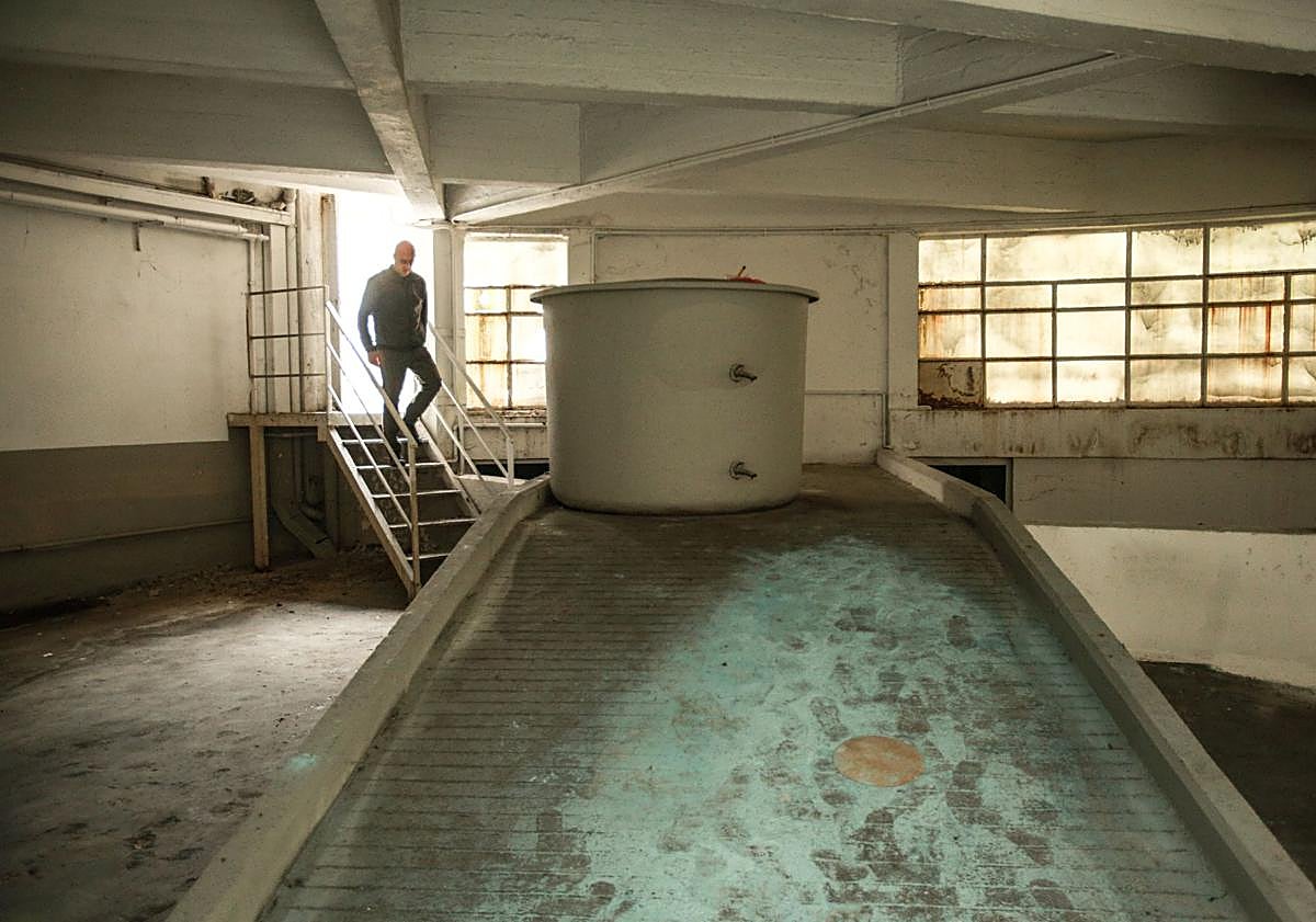 Imagen principal - Otras tres instantáneas del interior.