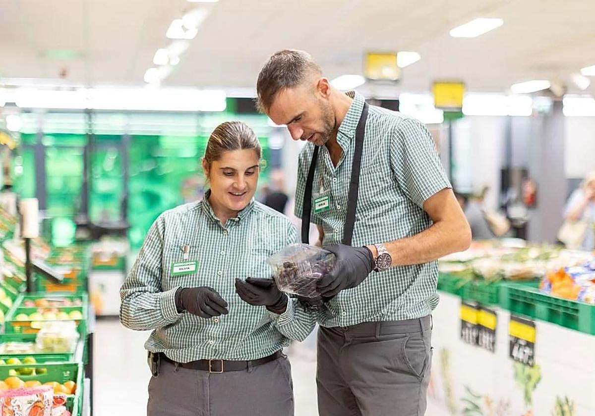 Muestra cómo eran las bolsas de Mercadona en los 90 y desata un debate en redes: «¿Había una tarjeta de socios?»