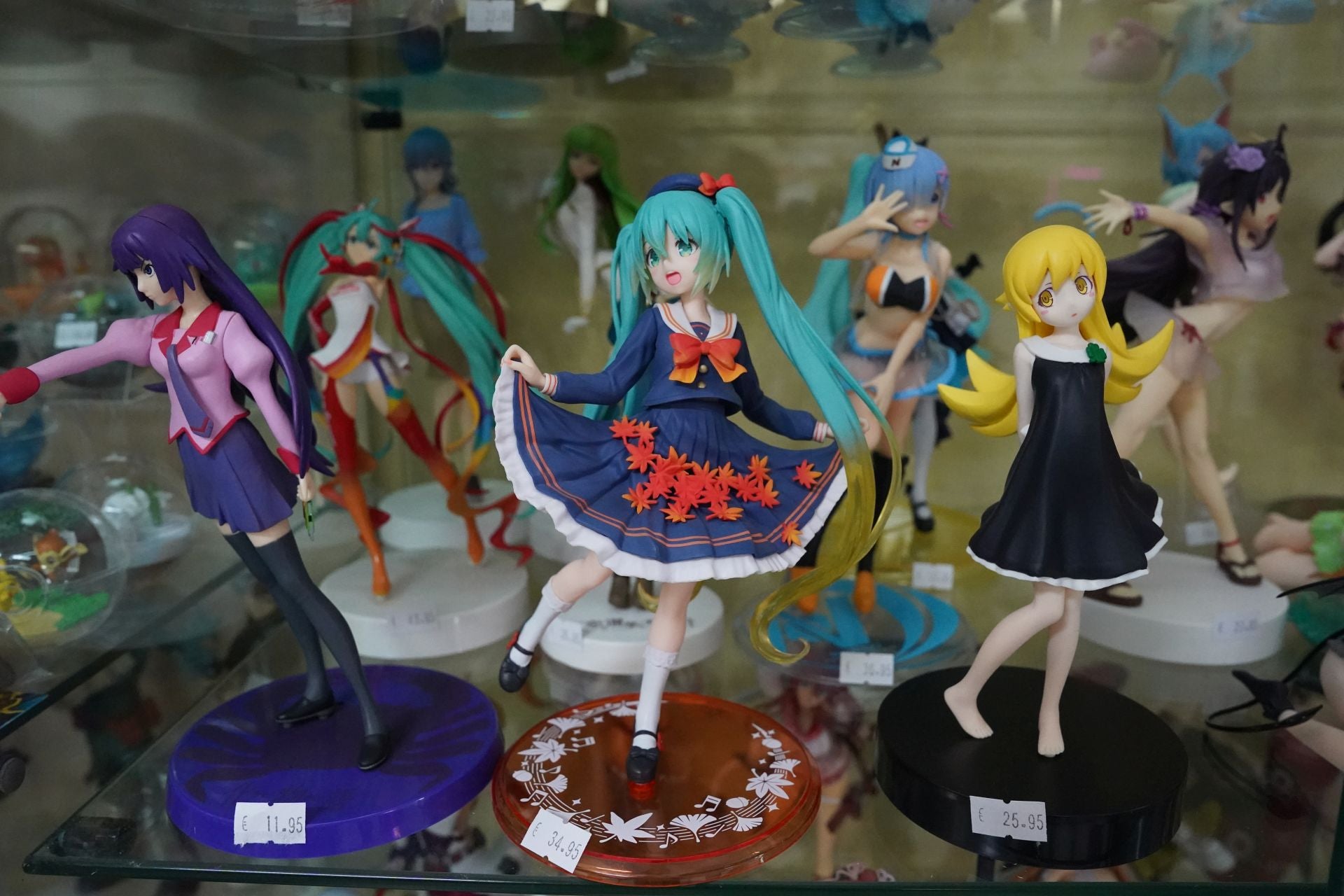 La nueva tienda friki de Ziortza en Santutxu, un paraíso para los amantes de la cultura japonesa