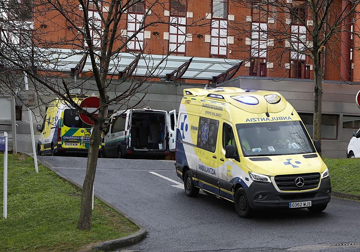 Anulan el castigo a un ertzaina expedientado por la fuga de un preso con muletas en Basurto