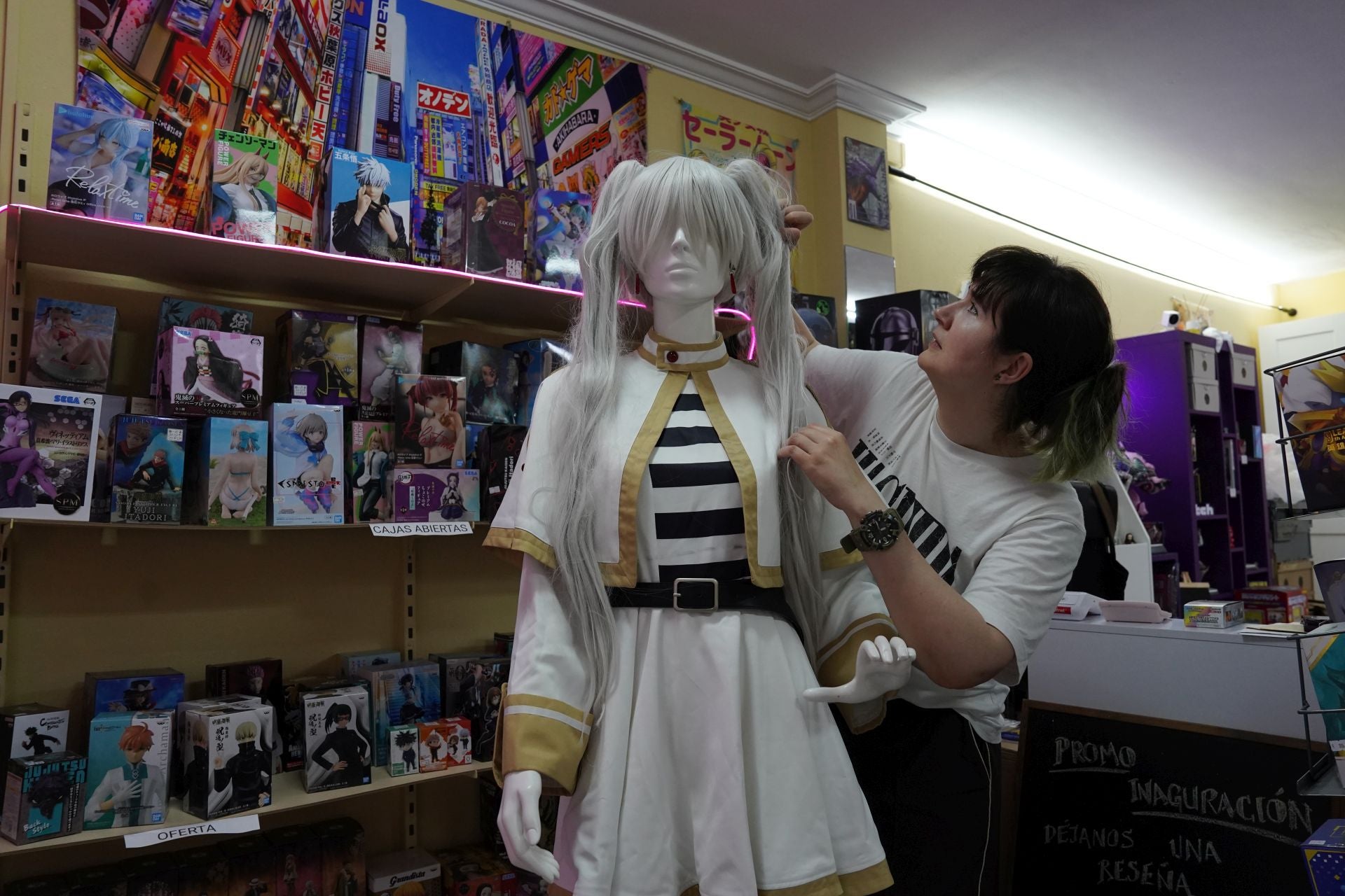 La nueva tienda friki de Ziortza en Santutxu, un paraíso para los amantes de la cultura japonesa
