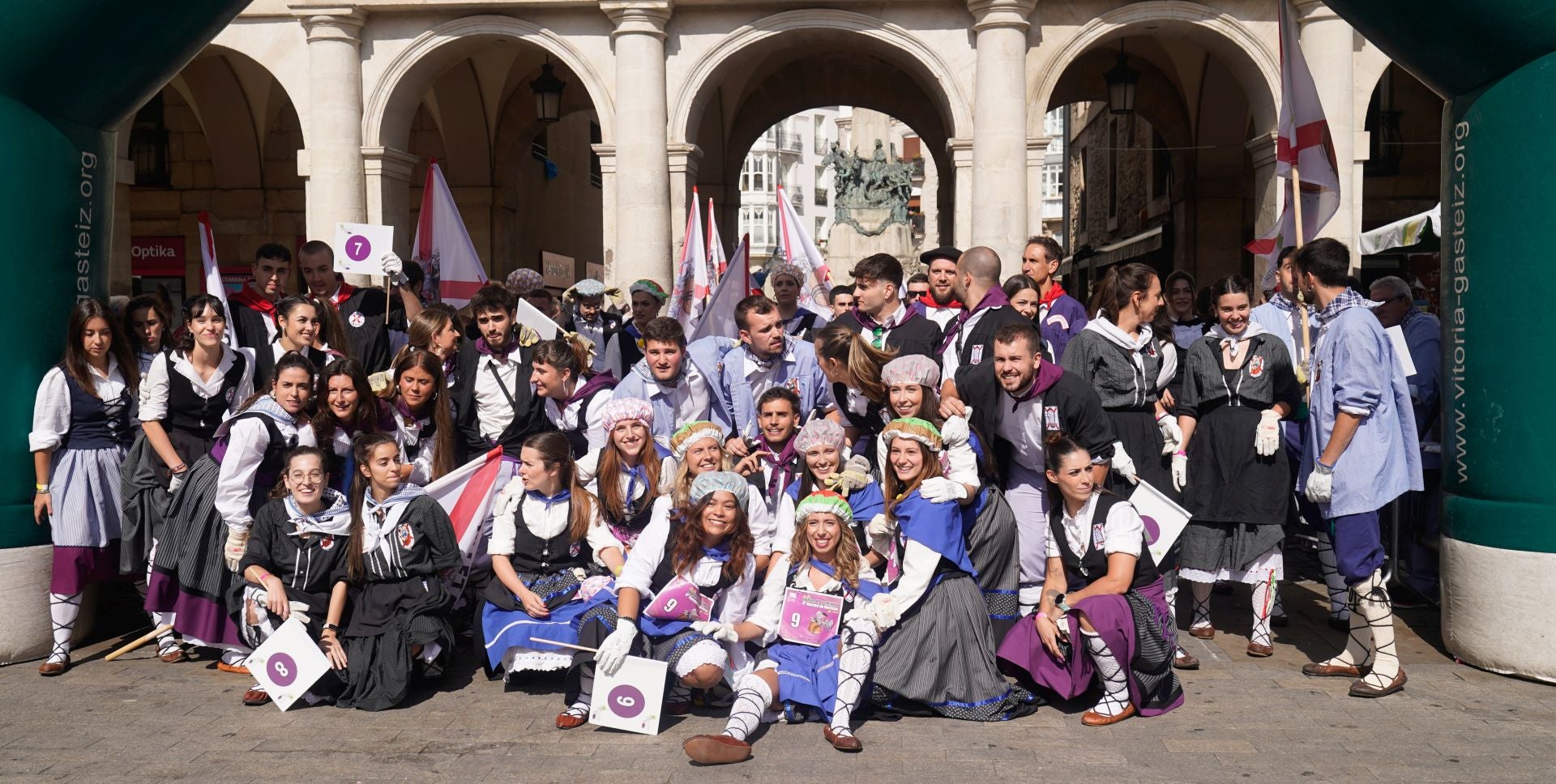 El Día del Blusa y la Neska, en imágenes