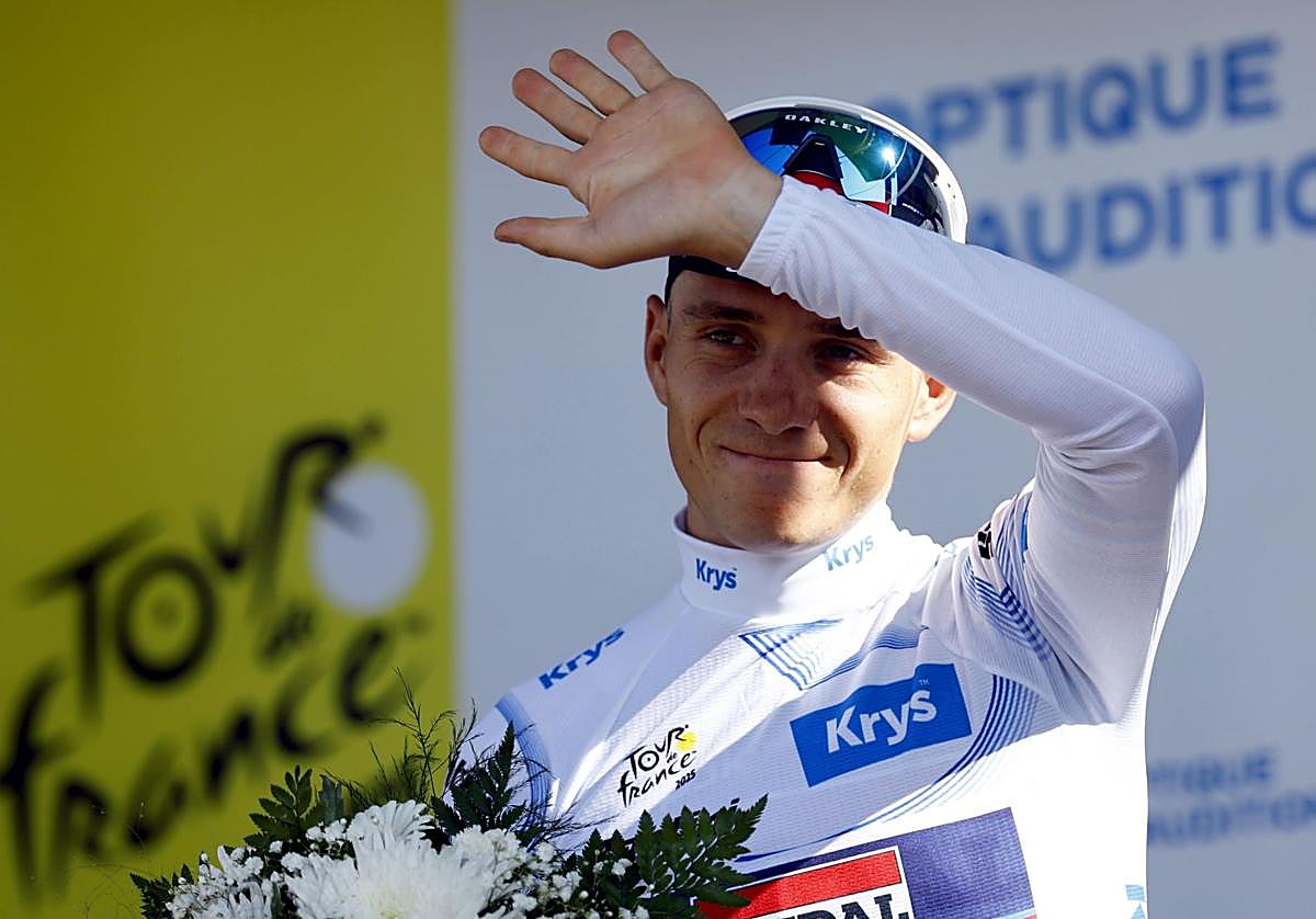 Evenepoel ganó una etapa y lució el maillot blanco antes de abandonar el Tour.