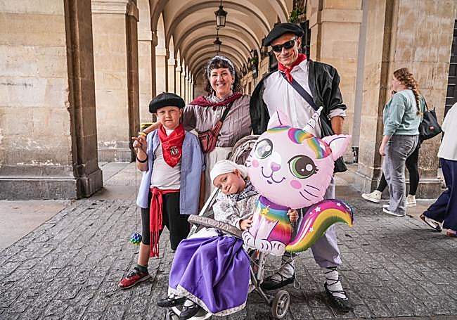 Iker, Maite, Iñaki y Leire.