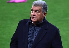 Impagos, sospecha de fraude... las surrealistas 48 horas previas al viaje del Barça a Japón