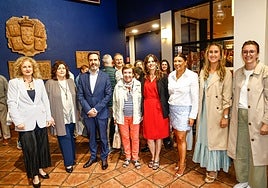 Cristina González, Itziar Gonzalo, Javier Hurtado, Blanca Aguillo, Maider Etxebarria, Mónica Calvo, Mar Dabán y María Nanclares.