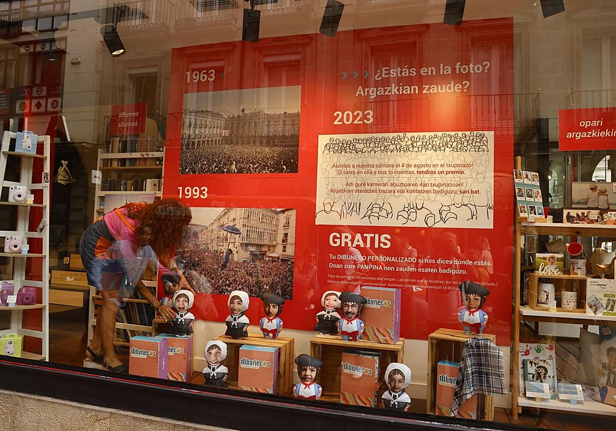 La 'Ruta de escaparates y rincones de La Blanca' vuelve hasta el 9 de agosto