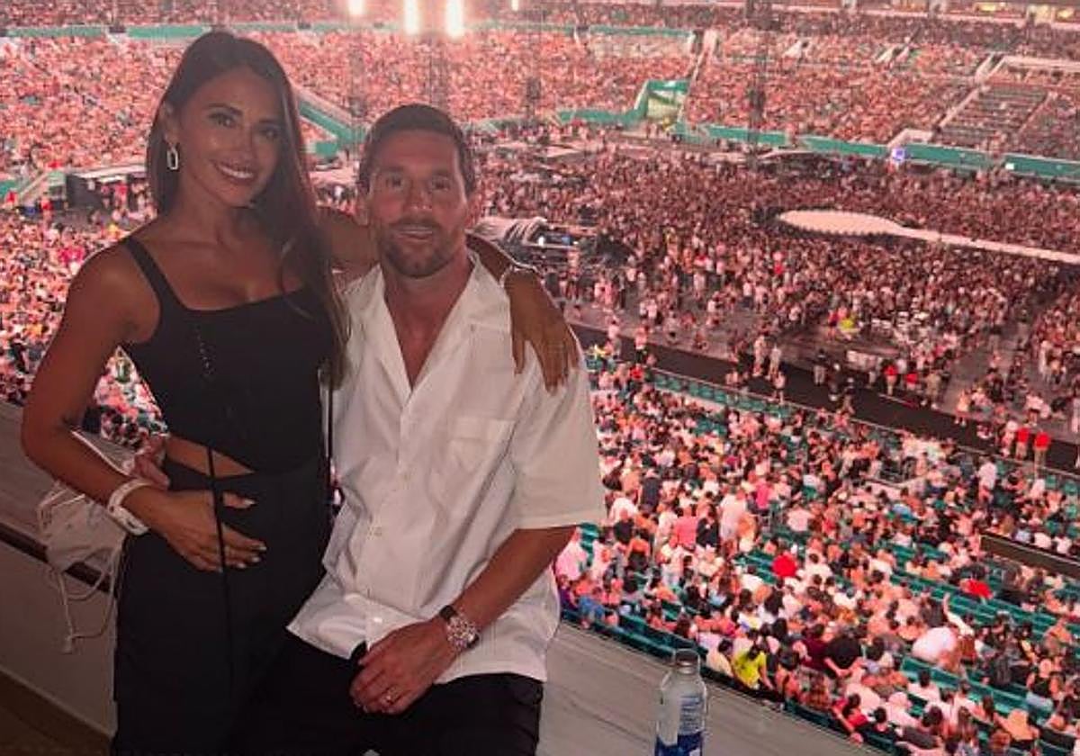 Leo Messi y Antonela Rocuzzo, las nuevas víctimas de la 'kiss cam' de Coldplay