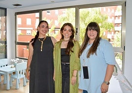 Irene Aberasturi, María Sáez y Rebeca Fernández.