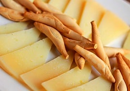 Estos son los mejores quesos para evitar el colesterol alto, según el doctor Manuel Viso