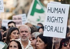 El secretario general de Comisiones Obreras, Unai Sordo, durante la concentración para frenar la escalada de odio en Torre Pacheco y defender la democracia.