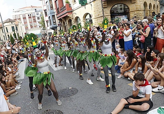 Los 'Saninazios' toman Algorta