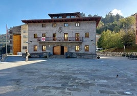 Plaza frente al edificio consistorial, donde se celebrará este miércoles la concentración.